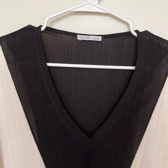 ColorBlock Blouse - Picture 2 of 7